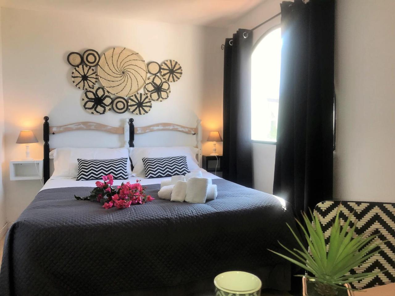 Le Lanterne Aparthotel Pantelleria
